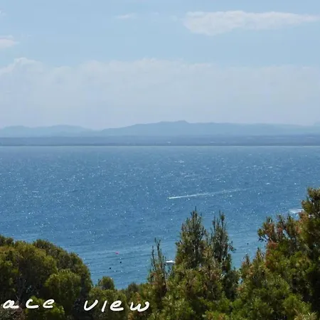 En Con Vistas Al Mar Av-10